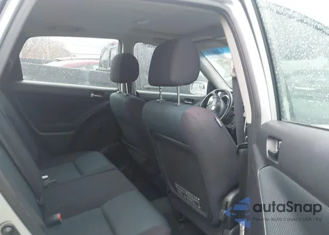 2005 Toyota Matrix Xr z USA, uszkodzony, nr VIN 2T1LR30E05C433170